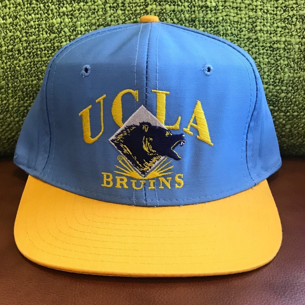 UCLA Bruins vintage snapback like new